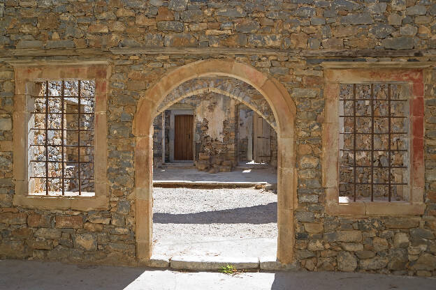 Auf Spinalonga